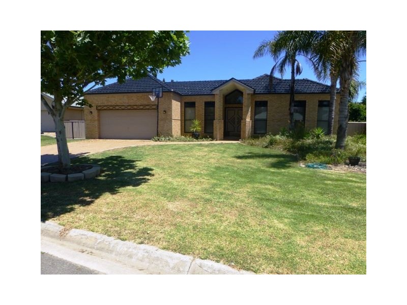 1 Clarendon Avenue, Wodonga VIC 3690