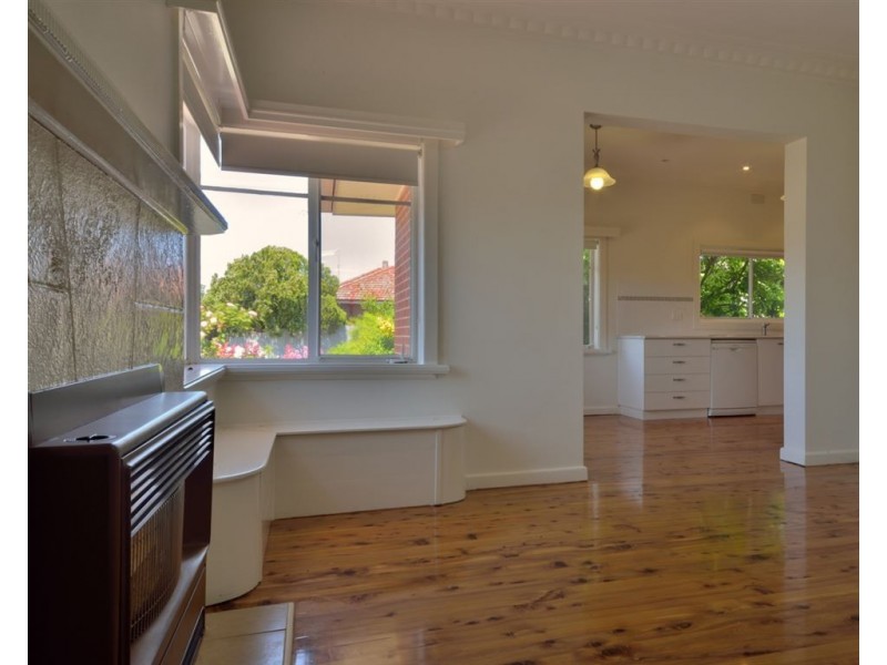 27 Commercial Street, Walla Walla NSW 2659