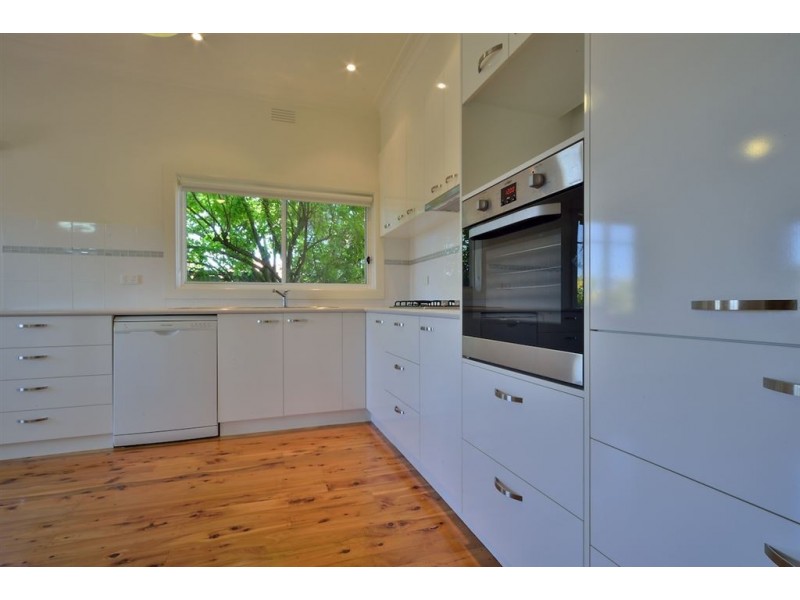 27 Commercial Street, Walla Walla NSW 2659