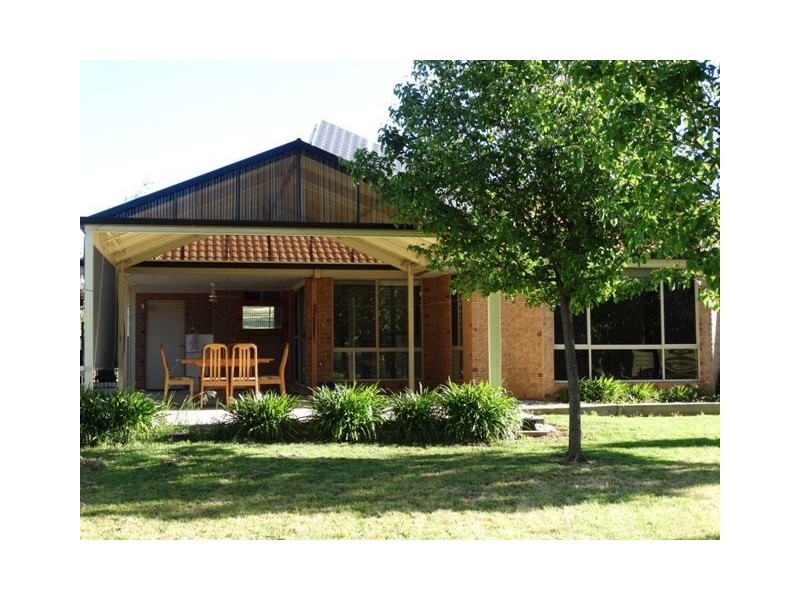 79 Dunne Crescent, Thurgoona NSW 2640