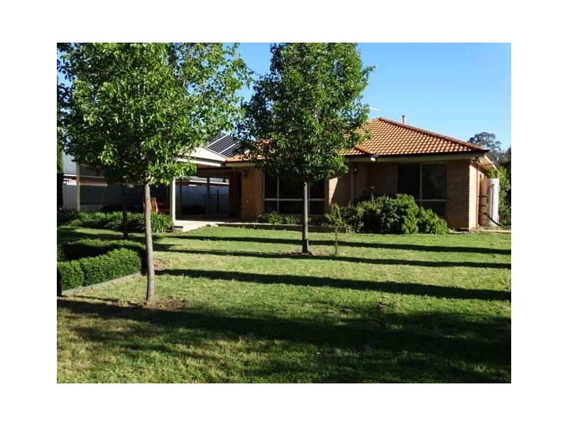 79 Dunne Crescent, Thurgoona NSW 2640