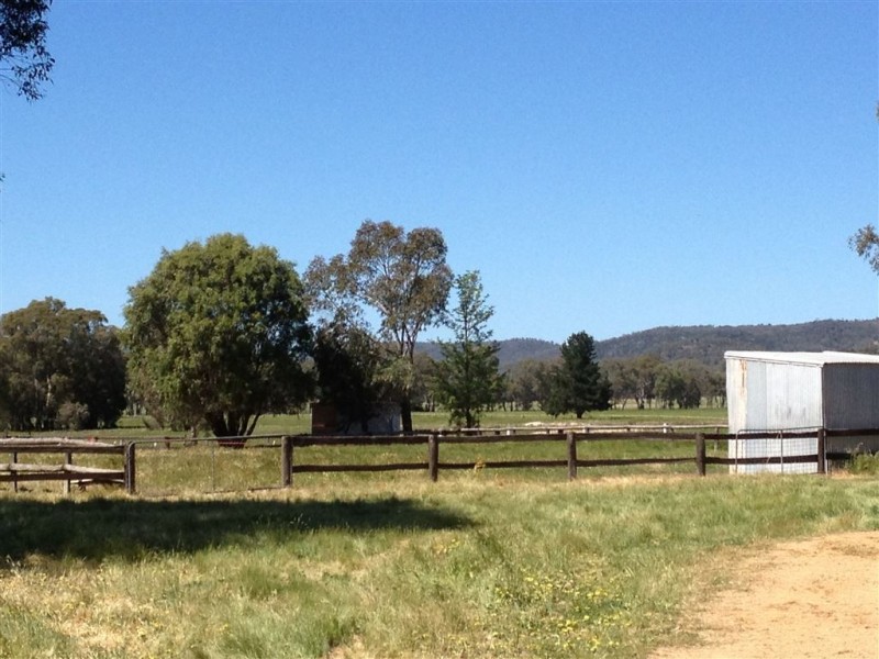 216 Settlers Road, Chiltern VIC 3683