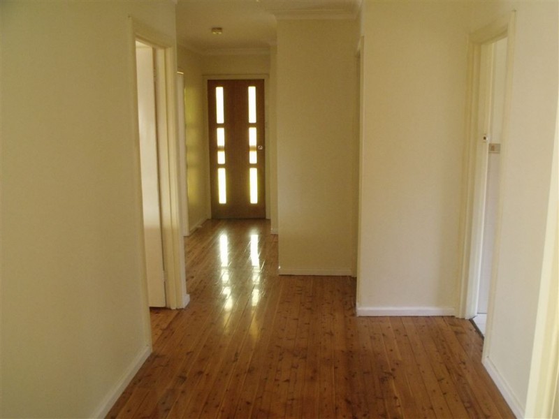 348 Urana Road, Lavington NSW 2641