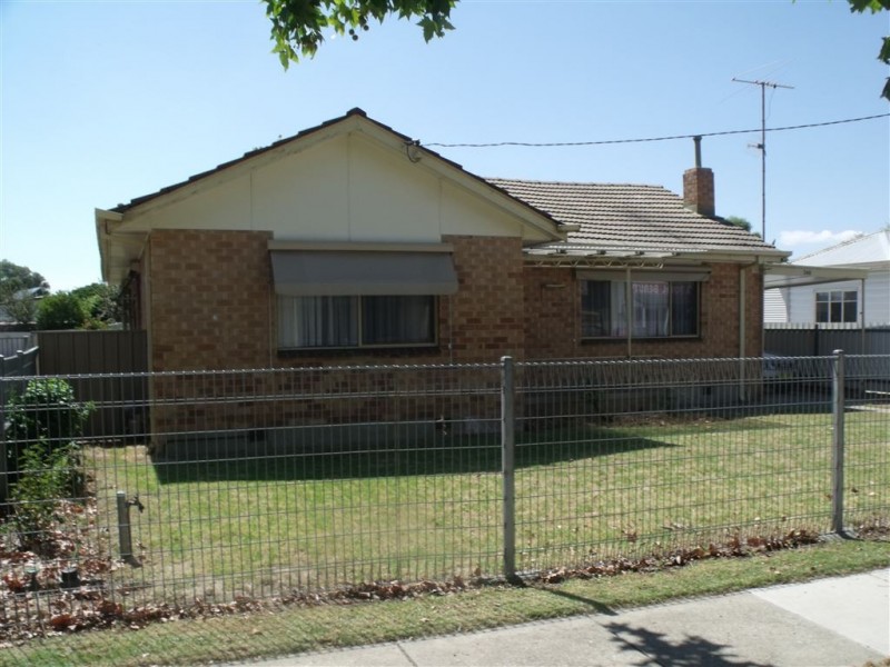 348 Urana Road, Lavington NSW 2641