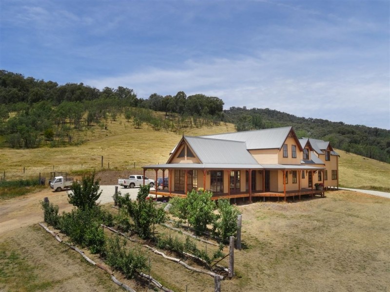 352 Star Lane, Wooragee, Beechworth VIC 3747