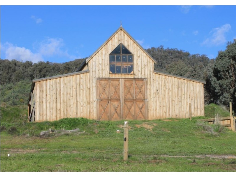 352 Star Lane, Wooragee, Beechworth VIC 3747