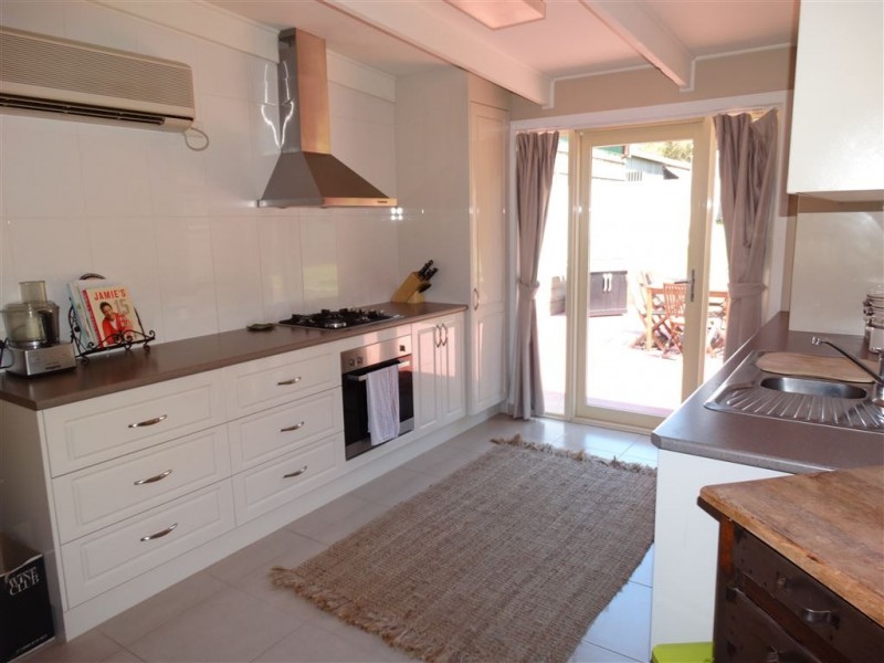 327 Mount Street, Albury NSW 2640