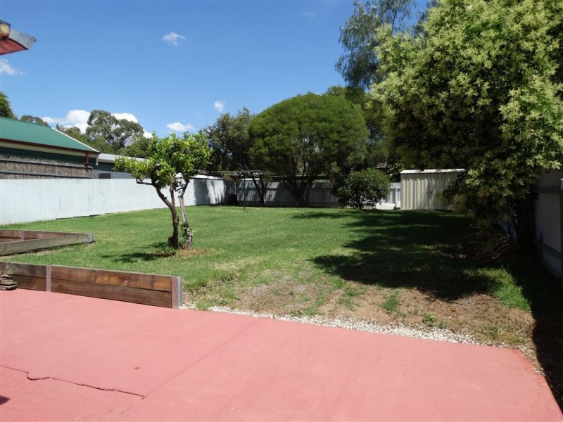 327 Mount Street, Albury NSW 2640
