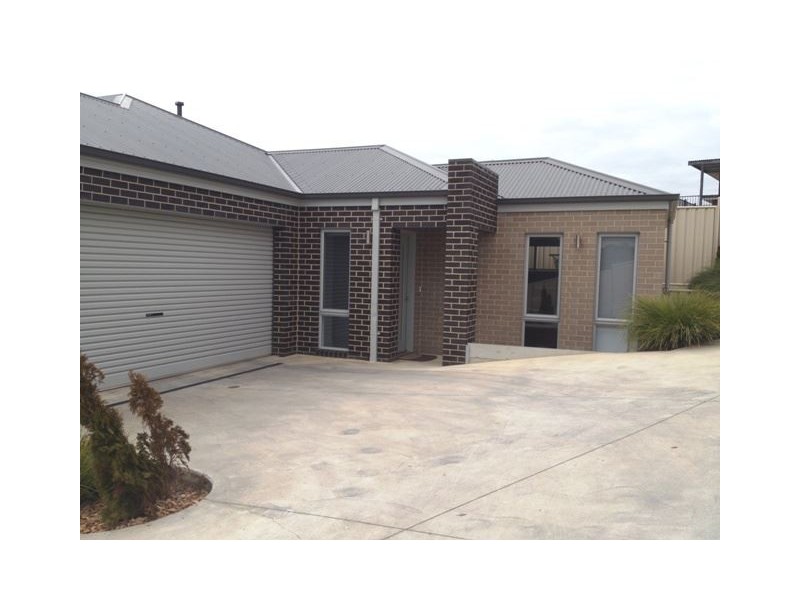 3/2A Warwick Road, Wodonga VIC 3690