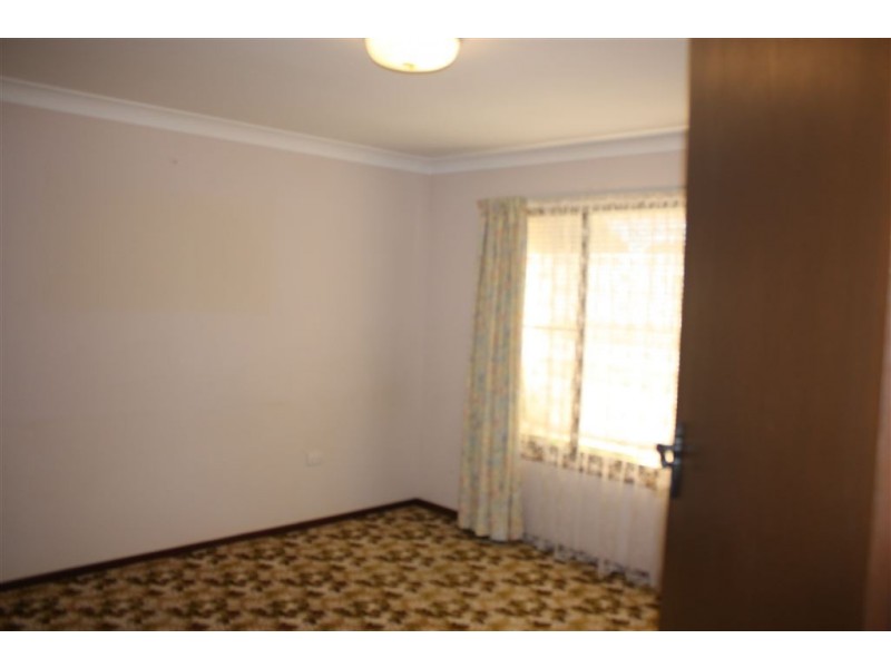 7 Second Avenue, Henty NSW 2658