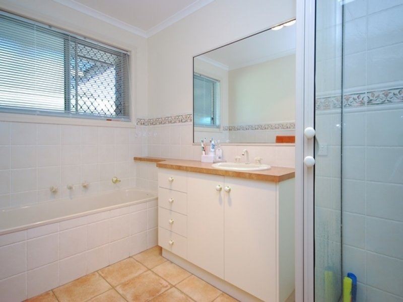 52 Victoria Street, Howlong NSW 2643