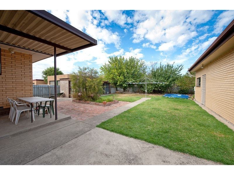 523 Kaitlers Road, Lavington NSW 2641