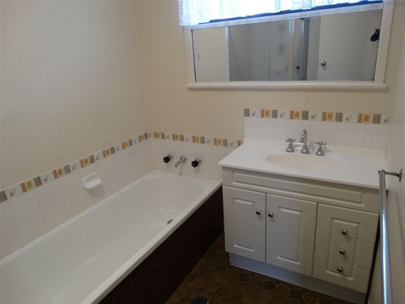 559 Regina Avenue, North Albury NSW 2640