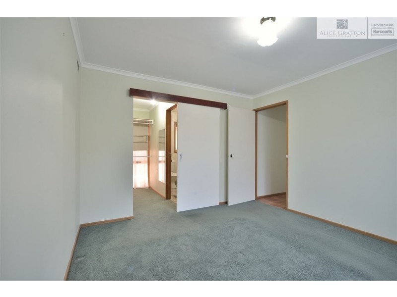 63 Emerald Avenue, Wodonga VIC 3690