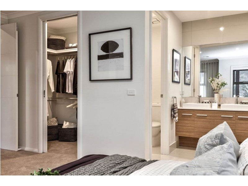 10/341 Reservoir Road, Lavington NSW 2641