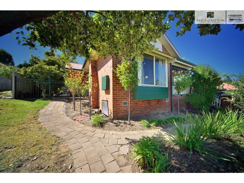 80 Southernview Drive, West Albury NSW 2640