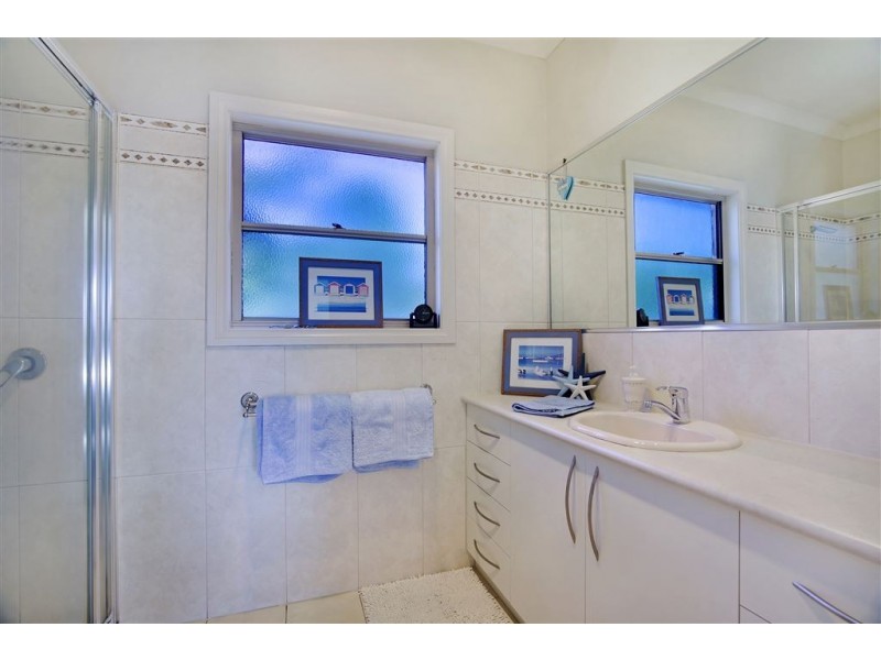 1/3 Murray, Bellbridge VIC 3691