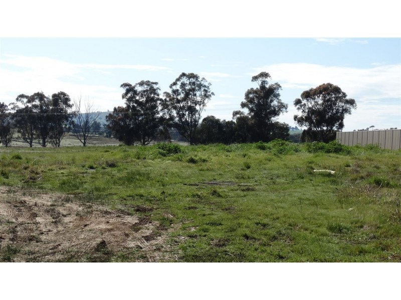 27 Charolais Court, Thurgoona NSW 2640