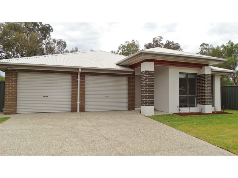 2/7 Weissel Court, Thurgoona NSW 2640
