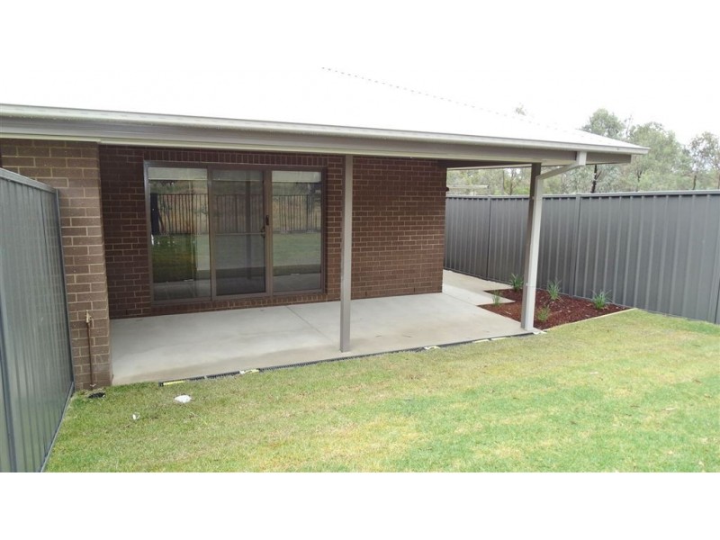 1/7 Weissel Court, Thurgoona NSW 2640
