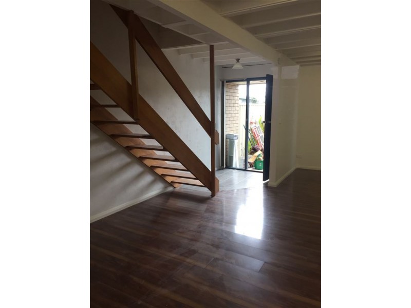 14/429 McDonald Avenue, Lavington NSW 2641