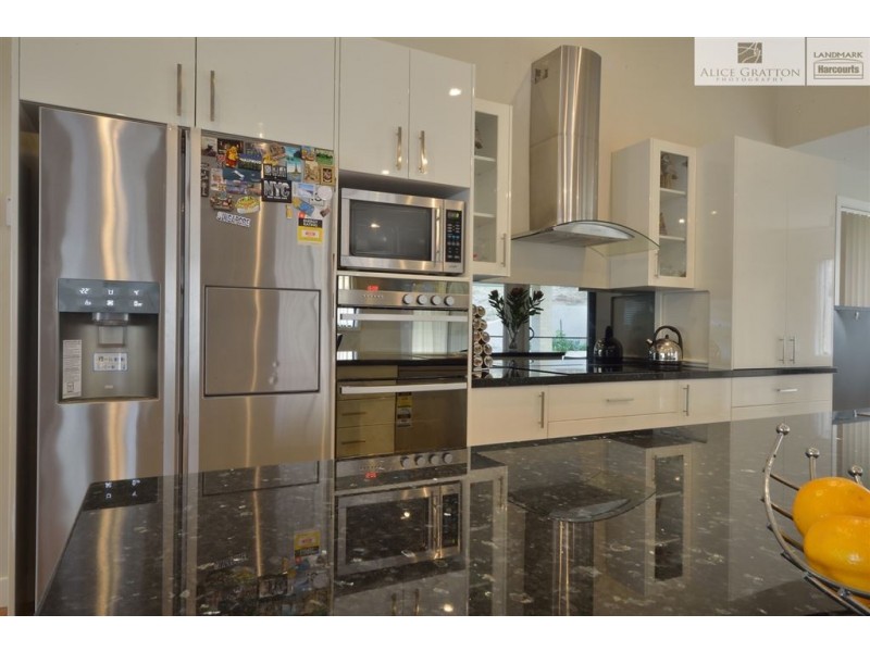 84 Chad Terrace, Glenroy NSW 2640