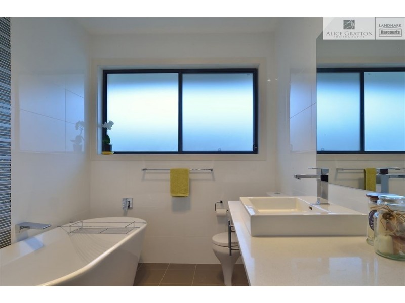 84 Chad Terrace, Glenroy NSW 2640