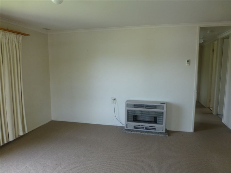 16 Banksia Street, West Albury NSW 2640