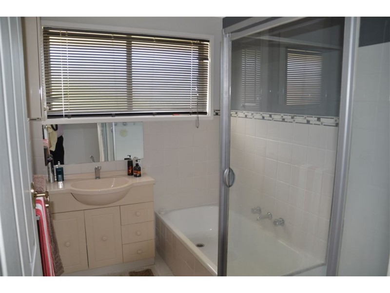 85 Baranbale Way, Lavington NSW 2641