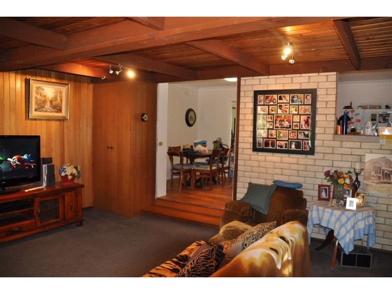 173 Union Road, Lavington NSW 2641
