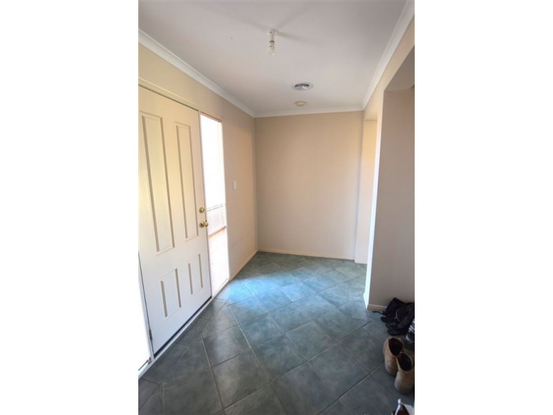 28 Carson Drive, Corowa NSW 2646