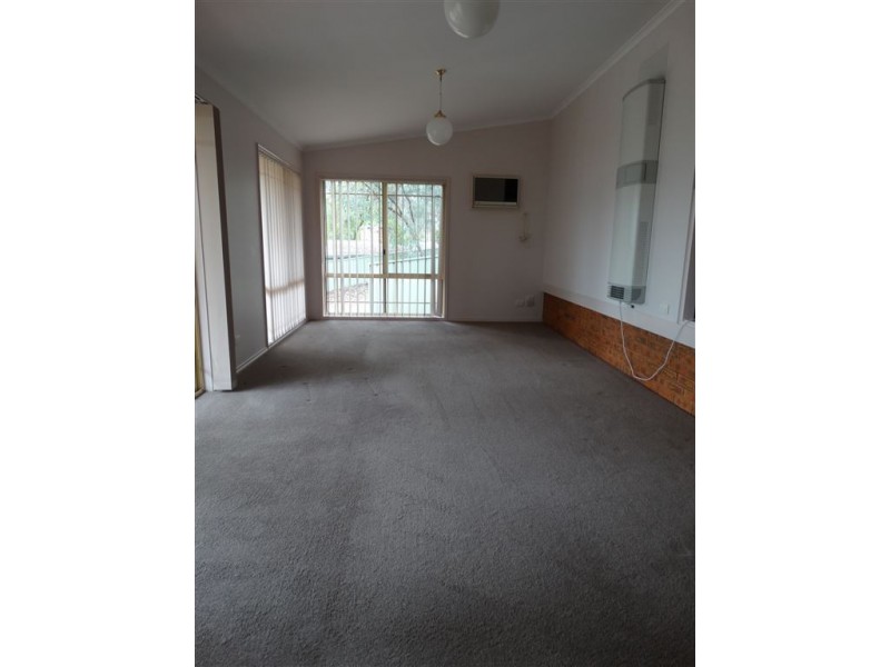 2/745 Hodge Street, Albury NSW 2640