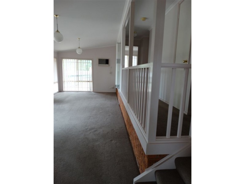 2/745 Hodge Street, Albury NSW 2640