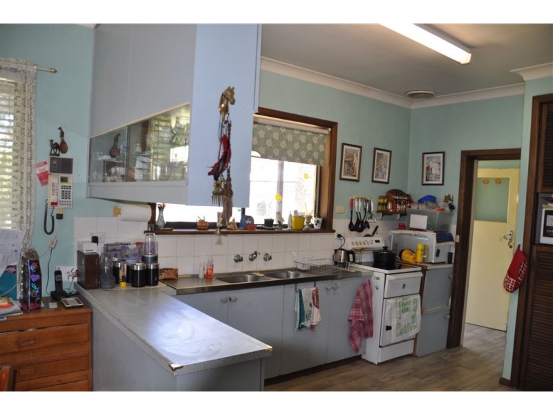 89 Creek Street, Jindera NSW 2642