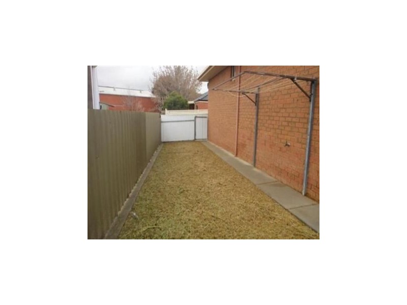 1/110 Lawrence Street, Wodonga VIC 3690