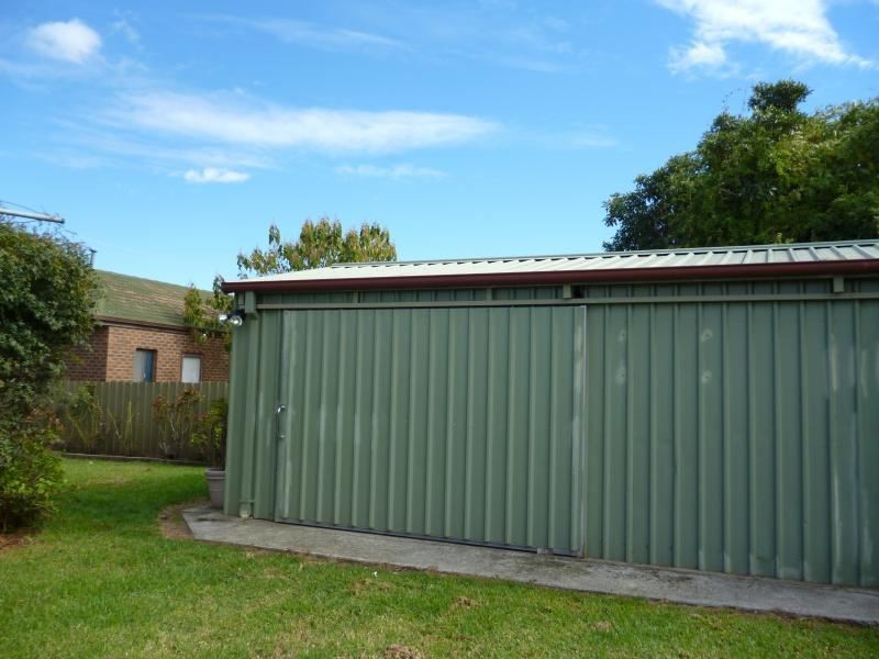 566 Regina Avenue, North Albury NSW 2640