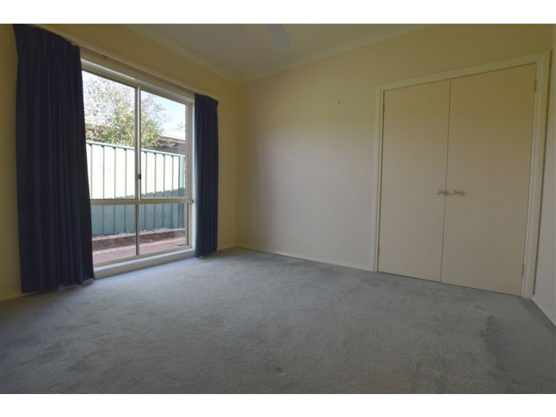 71 Hartigan Street, Thurgoona NSW 2640