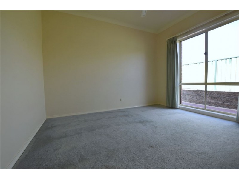 71 Hartigan Street, Thurgoona NSW 2640