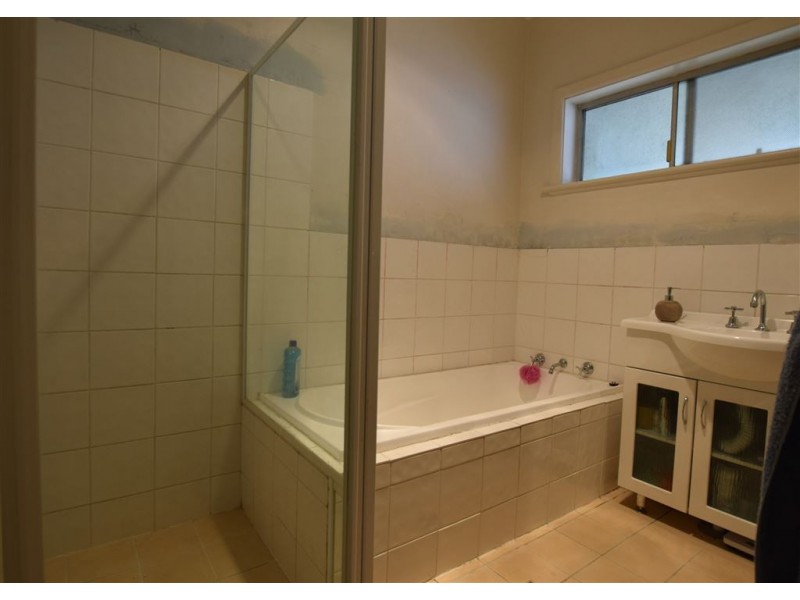 1069 Wingara Street, North Albury NSW 2640