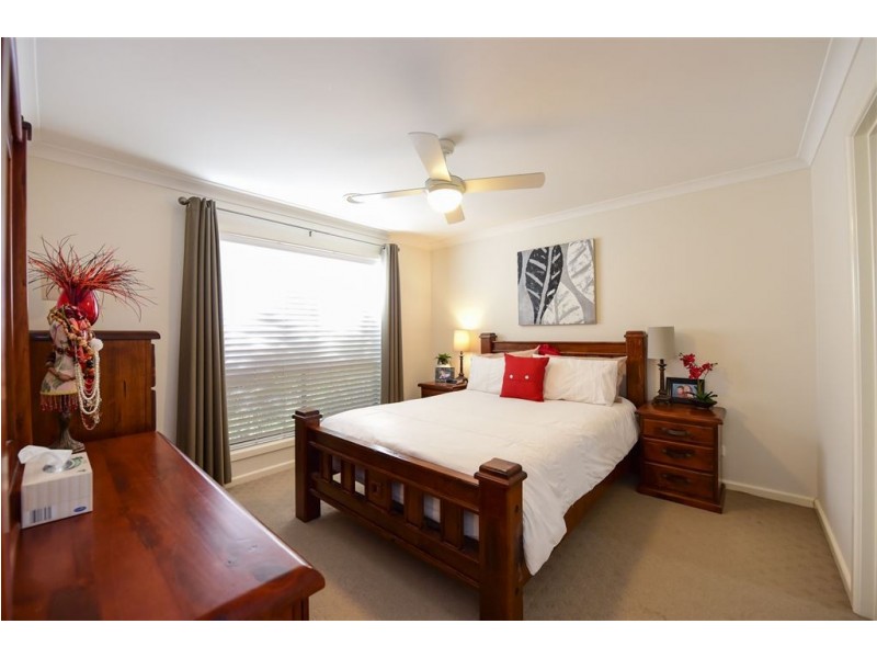 6 Swallow Court, Thurgoona NSW 2640