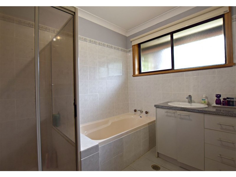 523 Kotthoff Street, Lavington NSW 2641