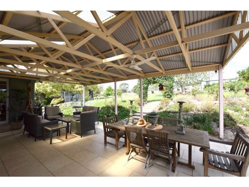 200 Hawthorn Road, Jindera NSW 2642