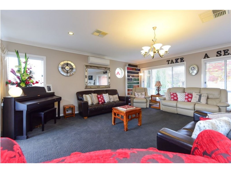 46 Grandview Terrace, East Albury NSW 2640