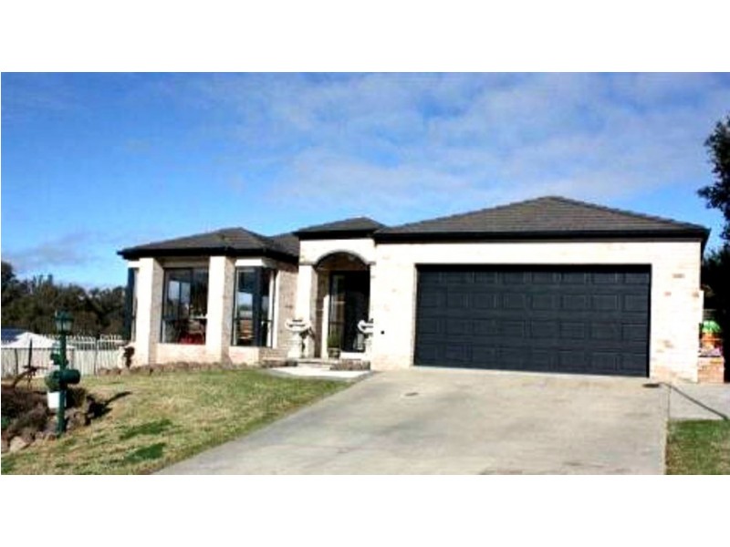 28 Carson Drive, Corowa NSW 2646