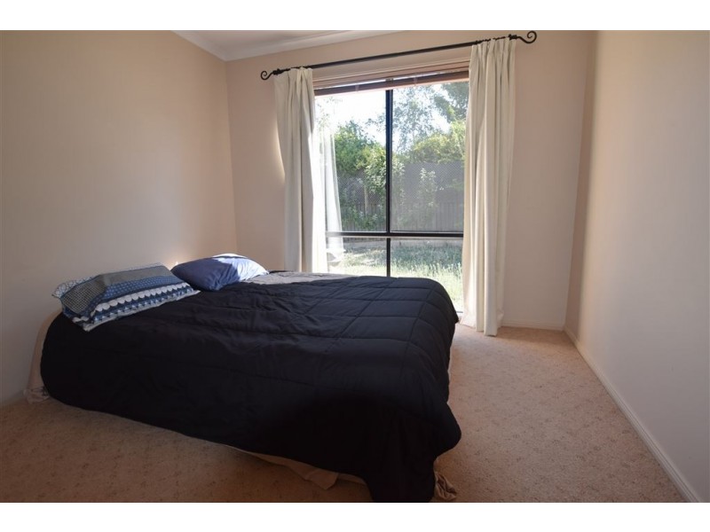 28 Carson Drive, Corowa NSW 2646