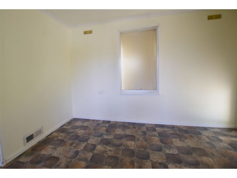 34 Waratah Crescent, West Albury NSW 2640