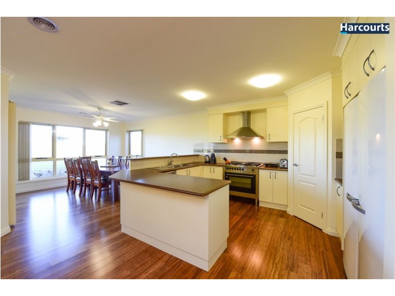 94 Marnie Road, Table Top NSW 2640