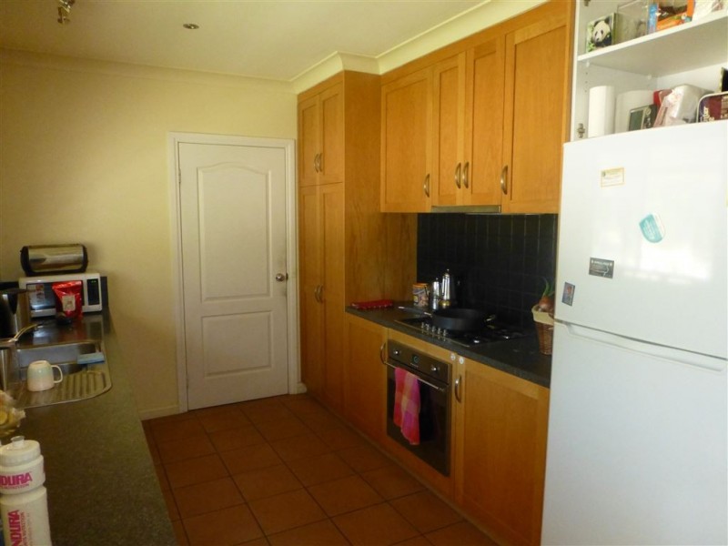 2/39 Florence Crescent, Albury NSW 2640