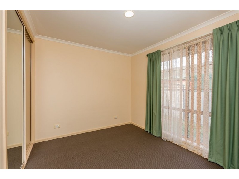 1/6 Rachel Court, Lavington NSW 2641