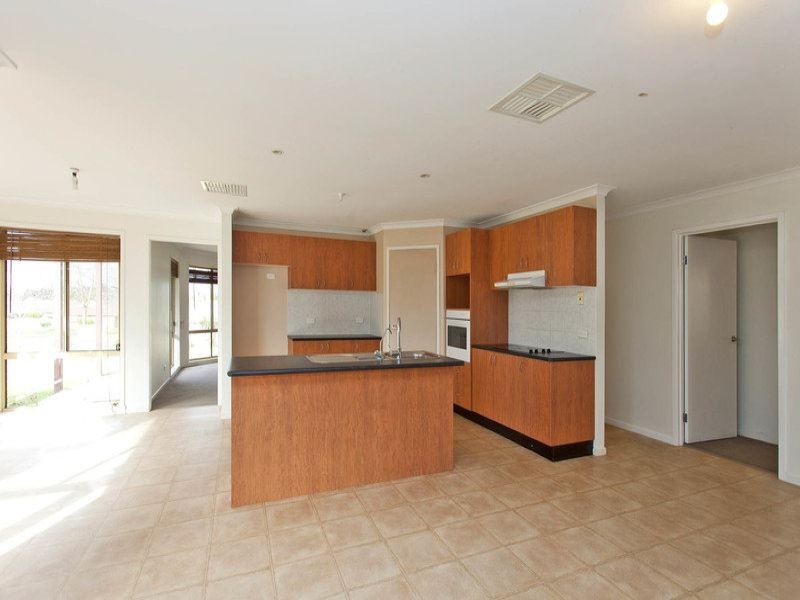 7 Merion Court, West Wodonga VIC 3690